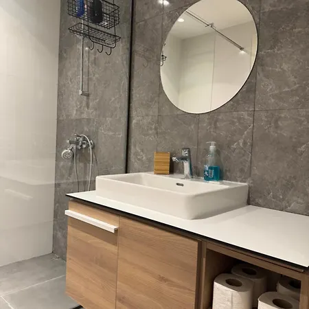 Na Vodi - Waterfront *