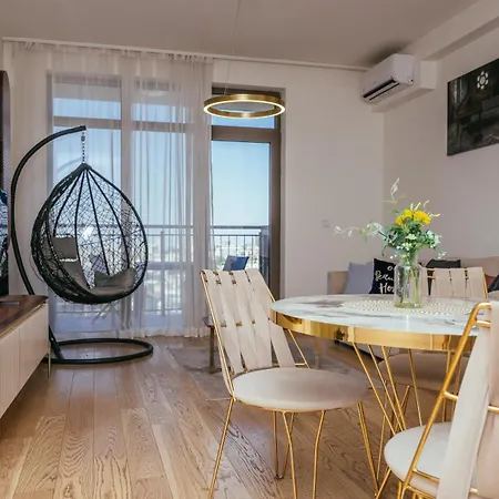 Na Vodi - Waterfront Appartement *