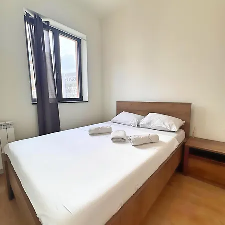 Na Vodi - Waterfront *